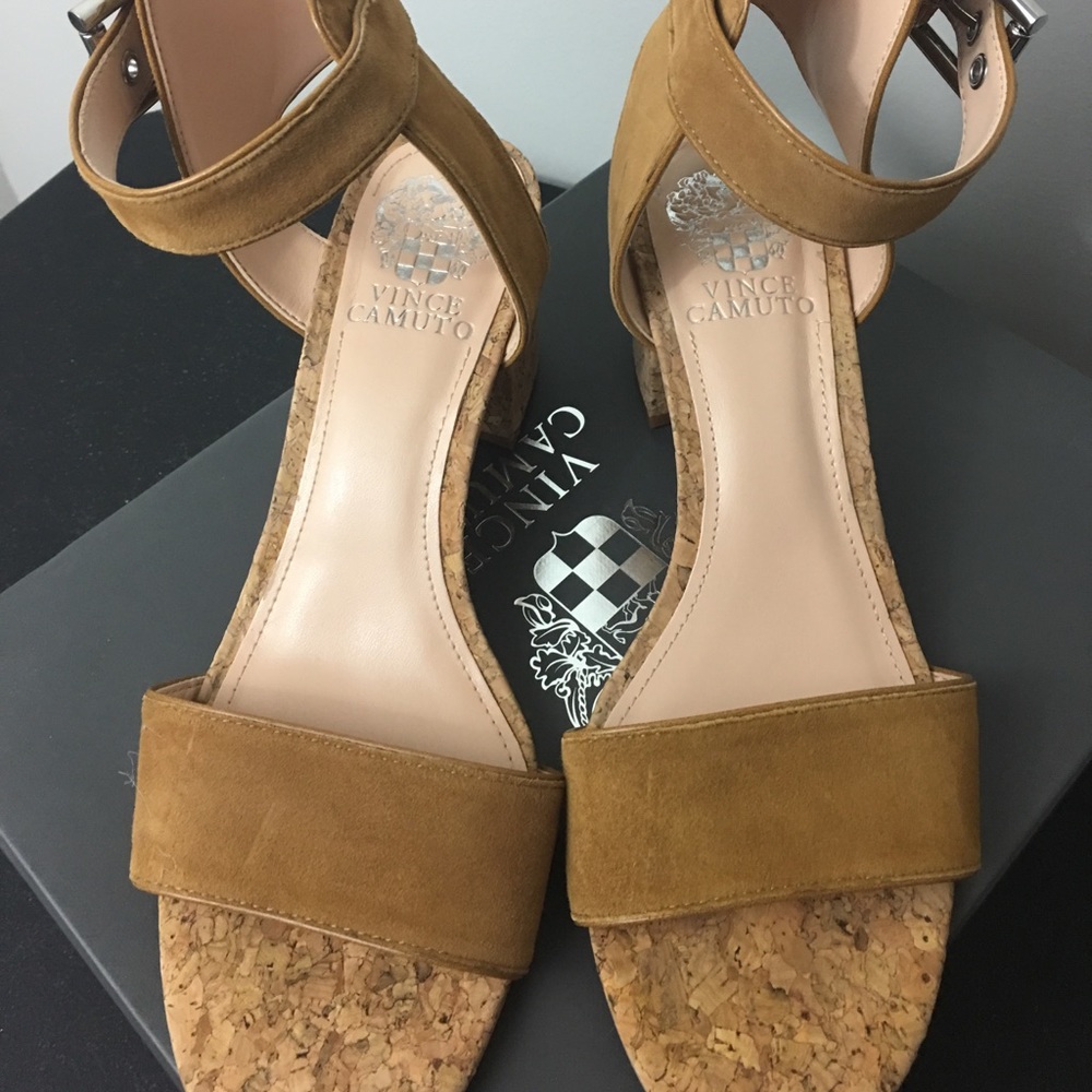 Suede Vincent Camuto heeled sandals